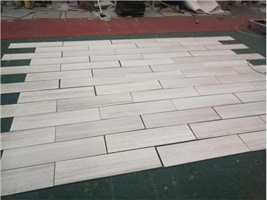 Vit trä ven marmor kakel