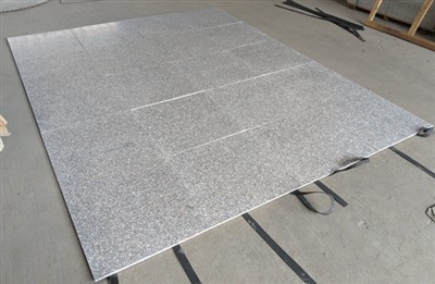 Naturrosa granit