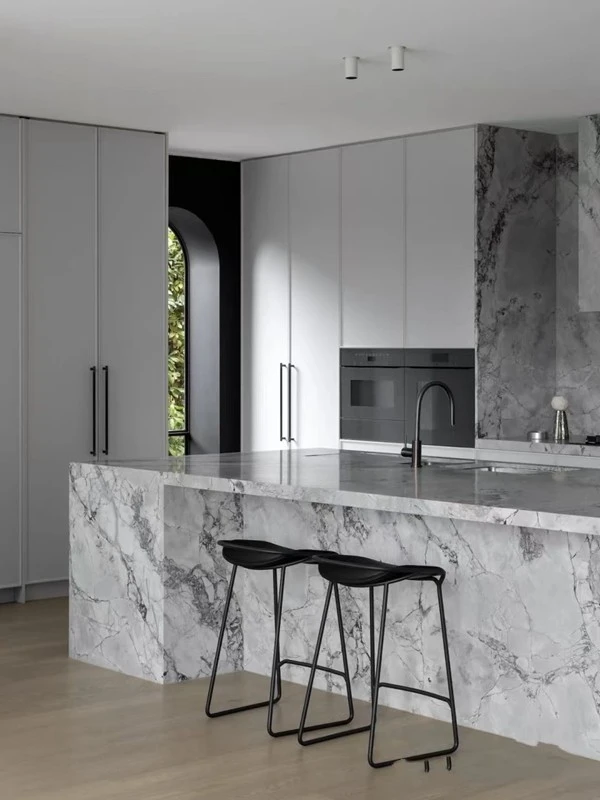 Super White Quartzite CountertopS